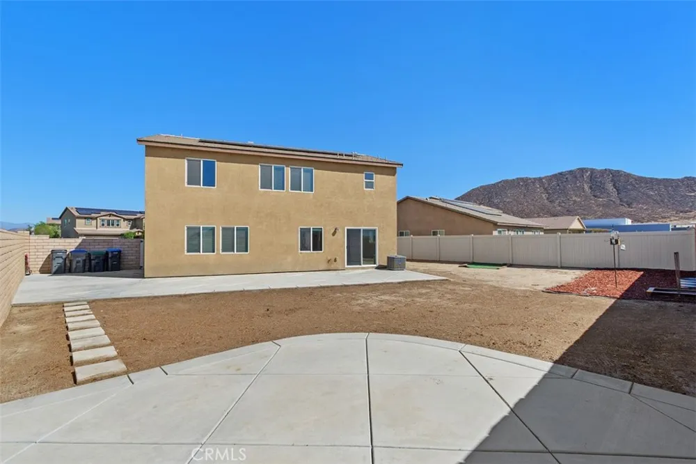 29261 Kentia Court Winchester, CA 92596