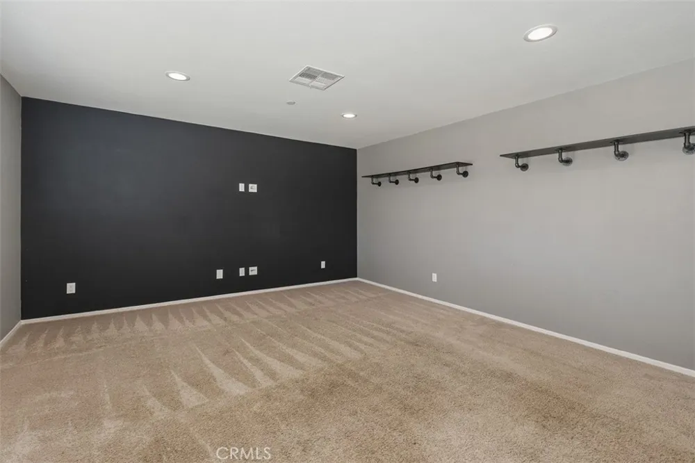 29261 Kentia Court Winchester, CA 92596