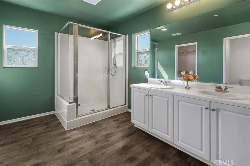 29261 Kentia Court Winchester, CA 92596
