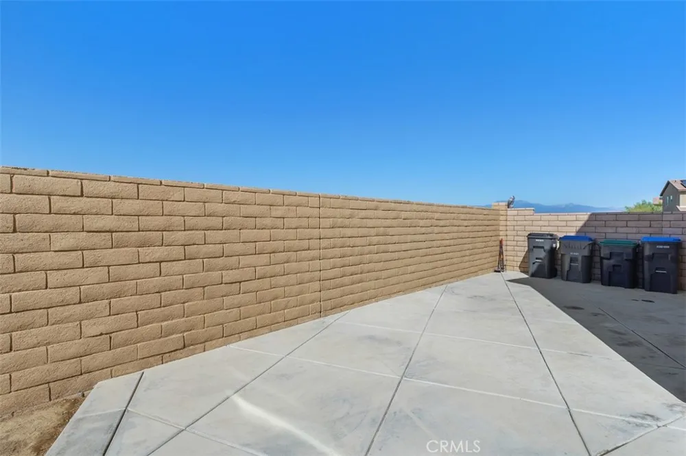 29261 Kentia Court Winchester, CA 92596