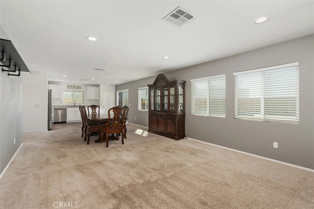 29261 Kentia Court Winchester, CA 92596