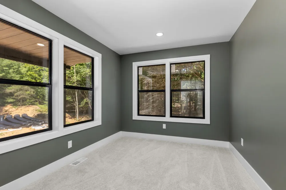 8240 2nd Avenue West Olive, MI 49460