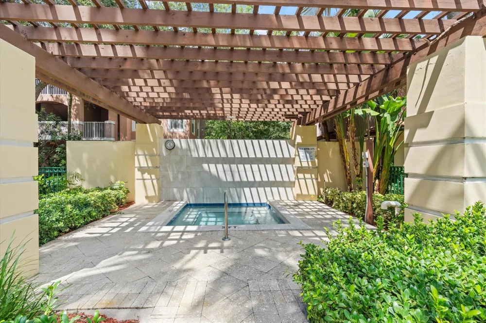 6376 W SAMPLE ROAD #6376 Coral Springs, FL 33067
