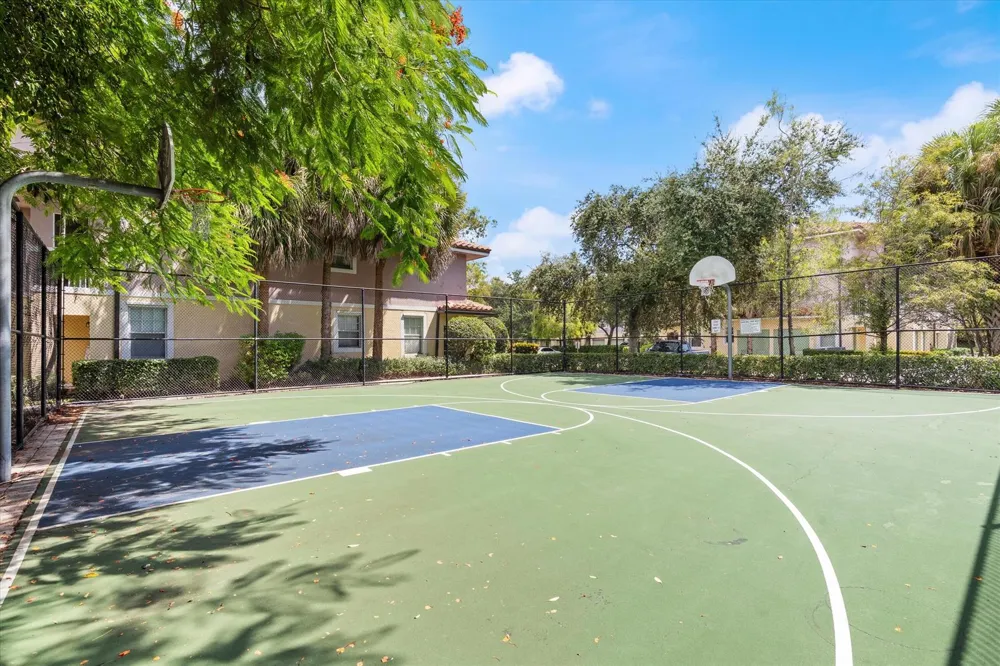 6376 W SAMPLE ROAD #6376 Coral Springs, FL 33067