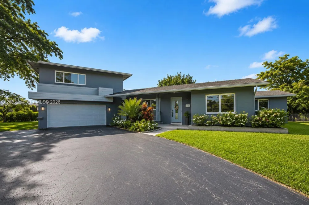 6700 E Tropical Way Plantation, FL 33317