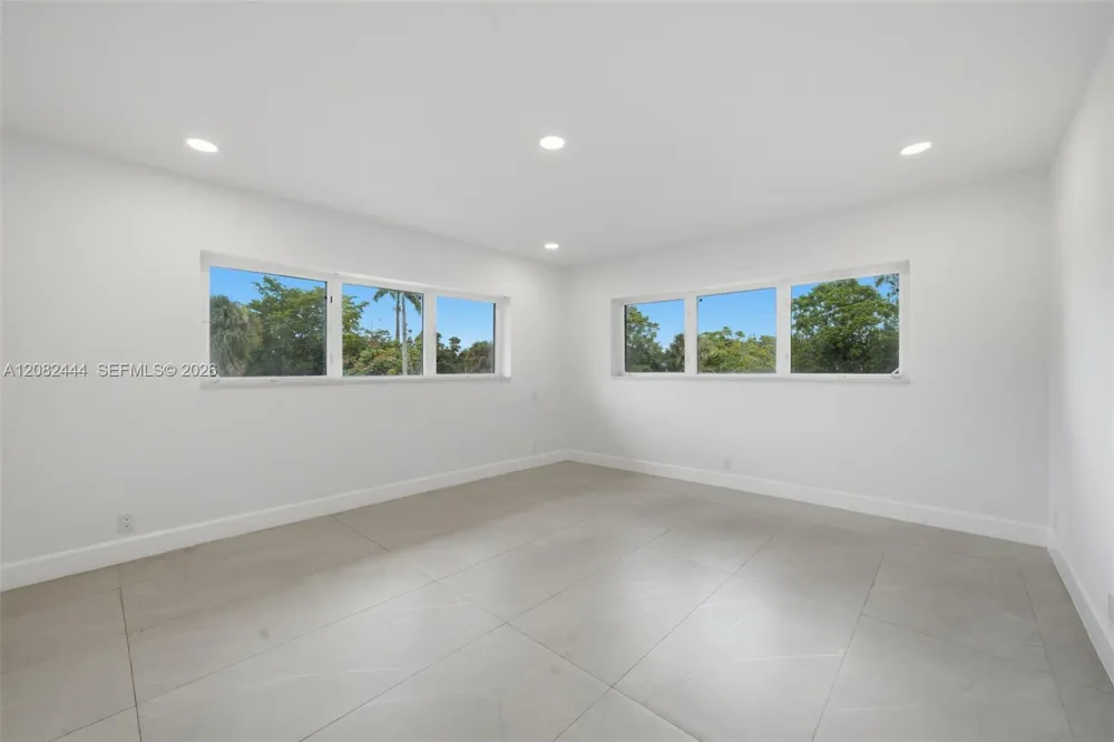 6700 E Tropical Way Plantation, FL 33317