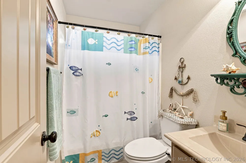 192 Twin Creeks Lane Pryor, OK 74361
