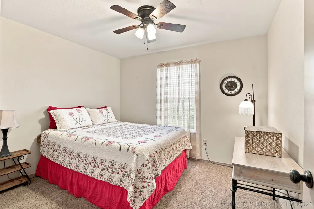 192 Twin Creeks Lane Pryor, OK 74361