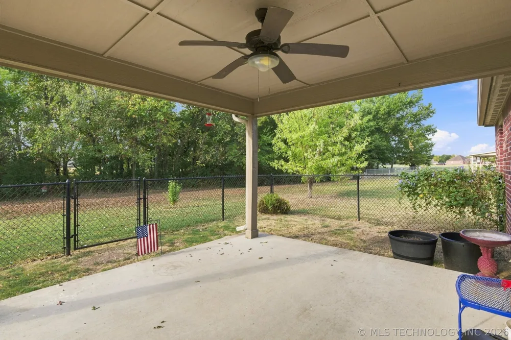 192 Twin Creeks Lane Pryor, OK 74361