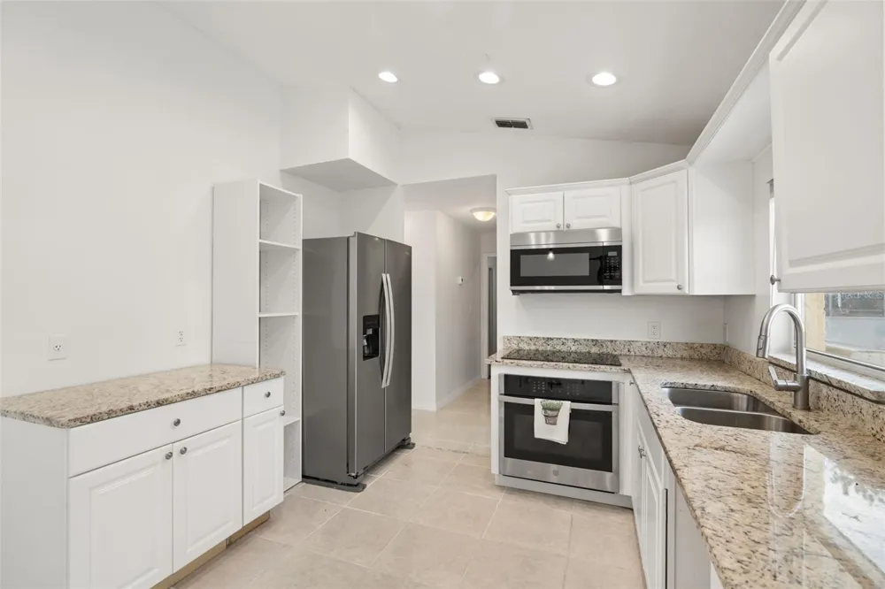 605 TAMARIN LANE Kissimmee, FL 34759