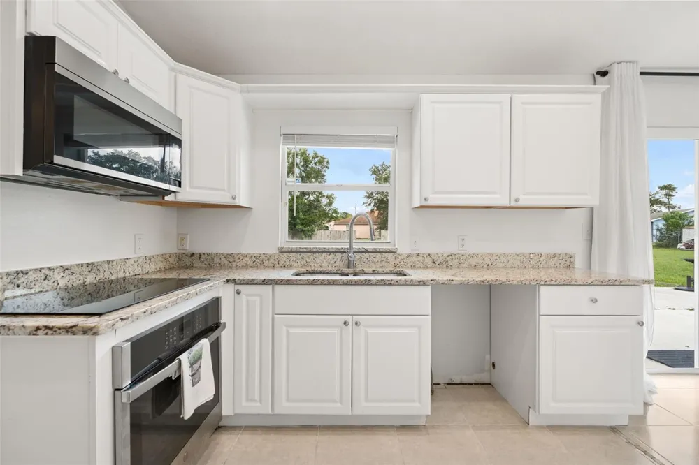 605 TAMARIN LANE Kissimmee, FL 34759