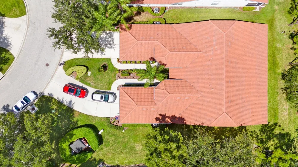 7124 MELROSE PLACE Bradenton, FL 34203