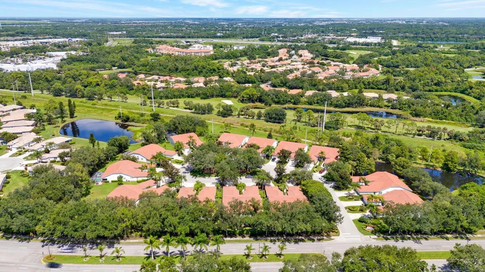 7124 MELROSE PLACE Bradenton, FL 34203