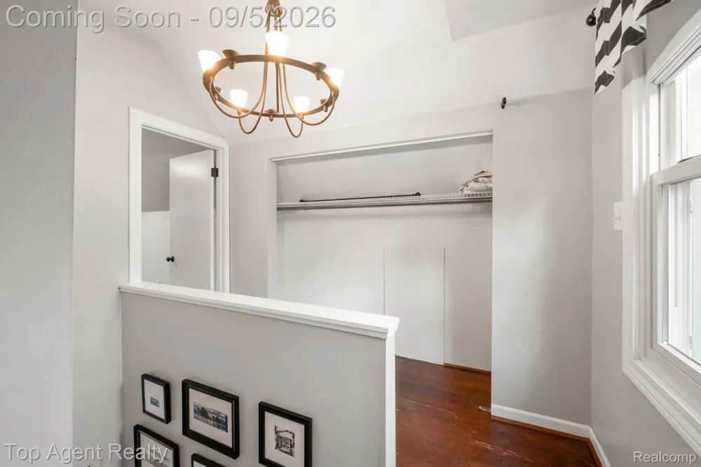 2925 Alexander Avenue Royal Oak City, MI 48073
