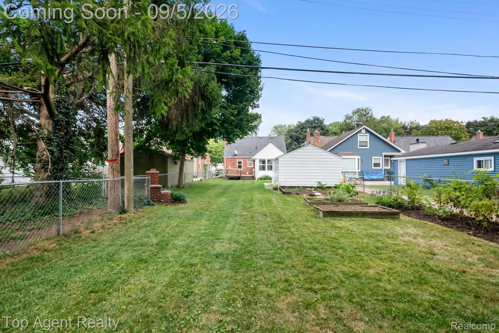 2925 Alexander Avenue Royal Oak City, MI 48073