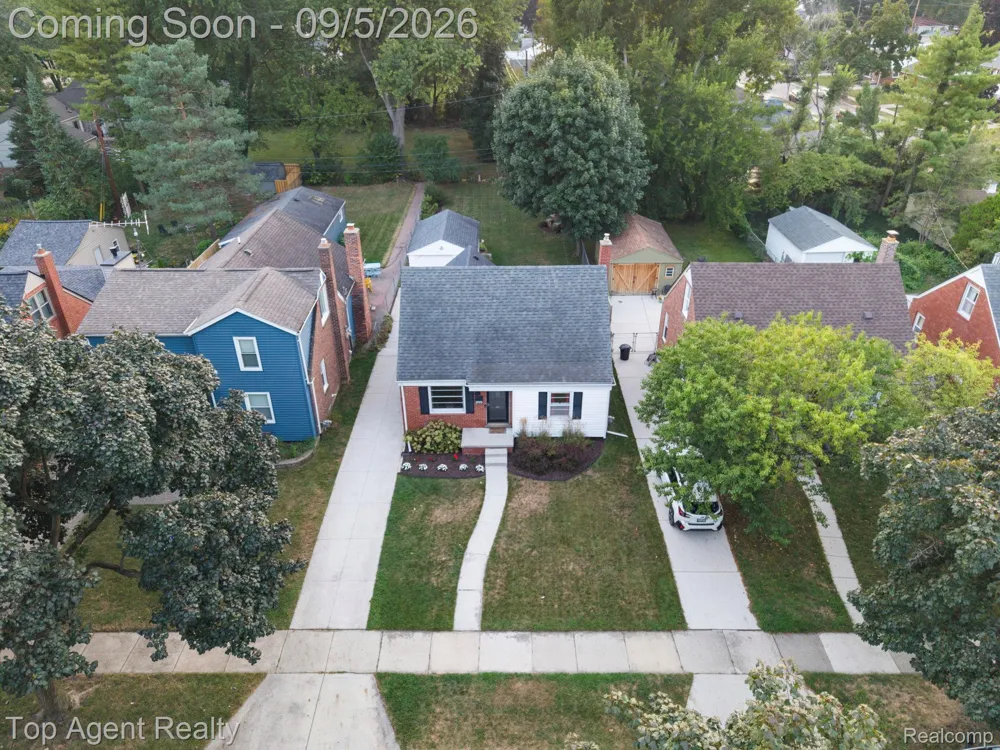 2925 Alexander Avenue Royal Oak City, MI 48073