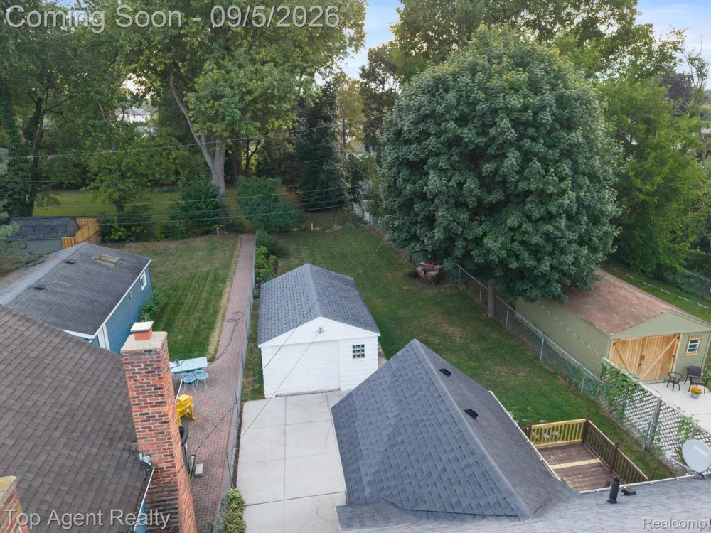 2925 Alexander Avenue Royal Oak City, MI 48073