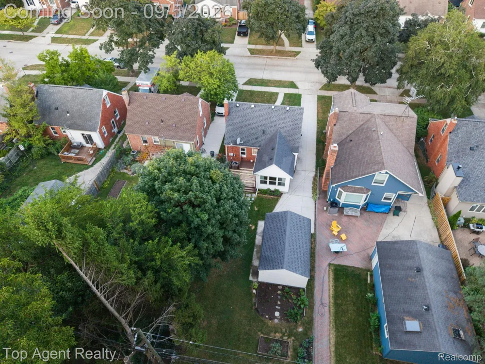 2925 Alexander Avenue Royal Oak City, MI 48073