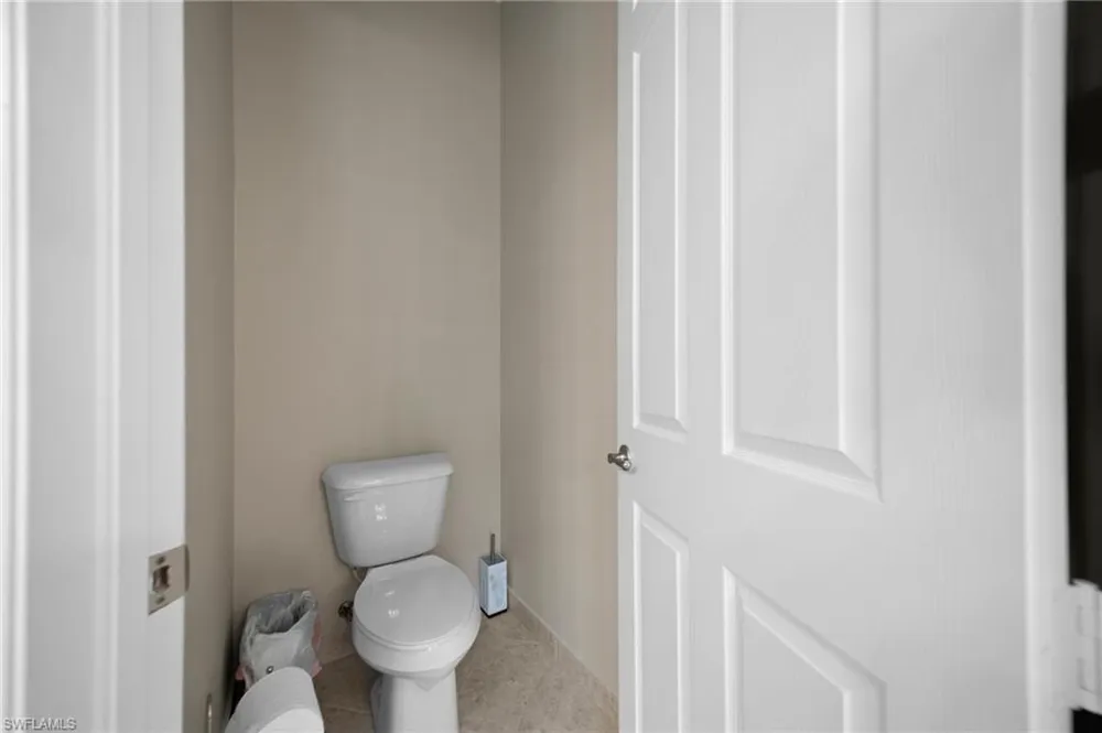 2866 Cinnamon Bay Circle Naples, FL 34119