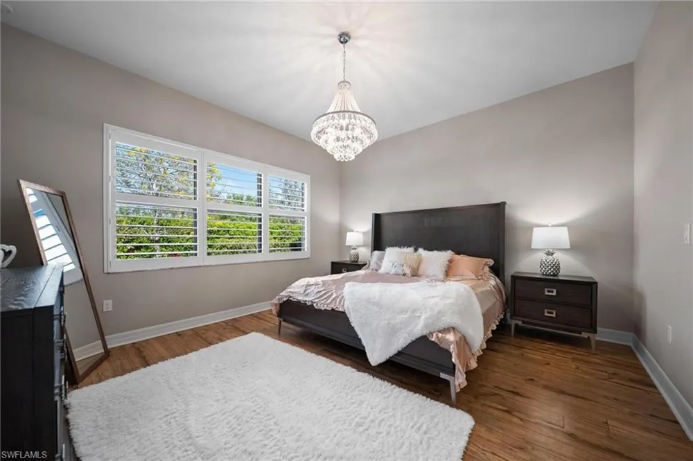 2866 Cinnamon Bay Circle Naples, FL 34119