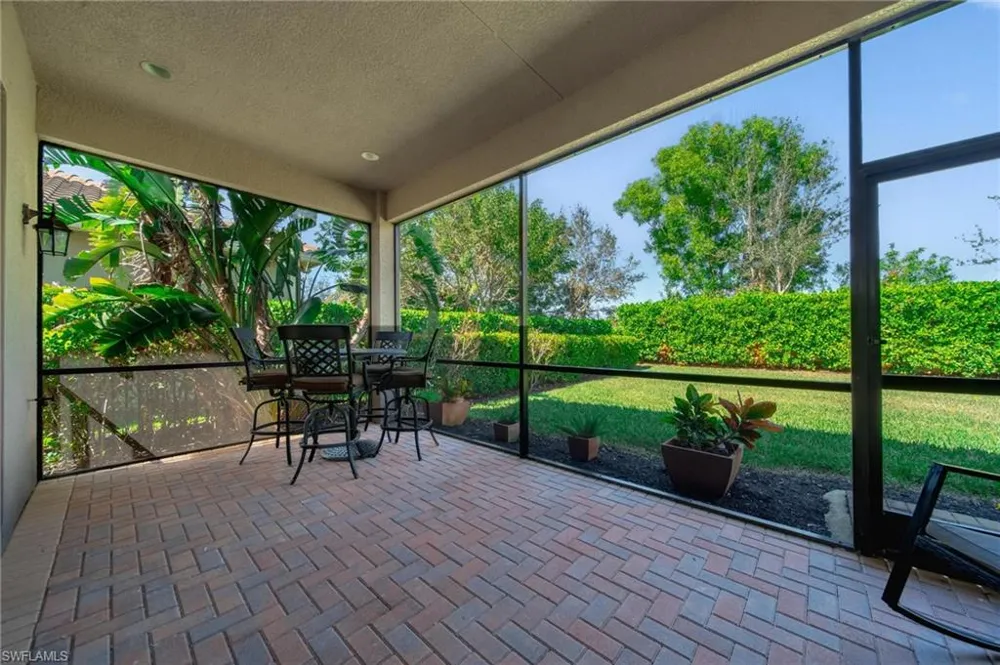 2866 Cinnamon Bay Circle Naples, FL 34119
