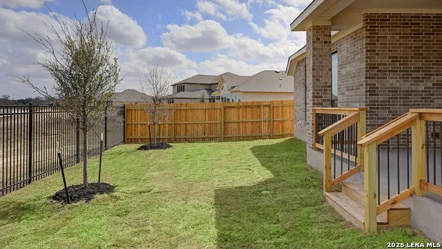 172 Mountain Oak Castroville, TX 78009