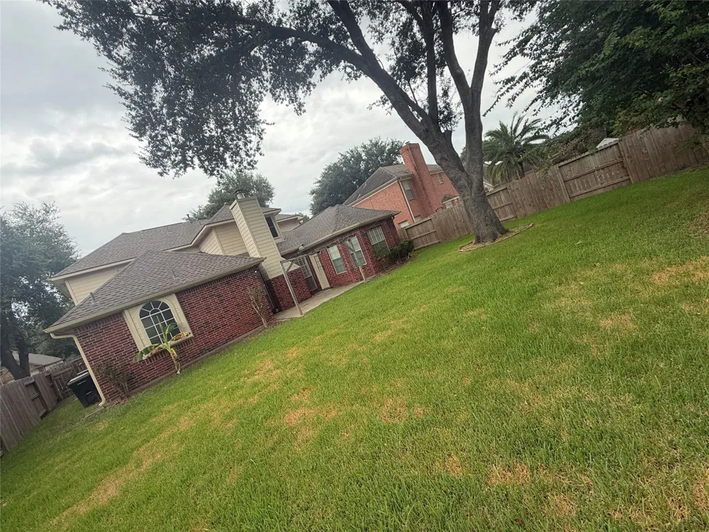 4163 Surreydon Drive Houston, TX 77014