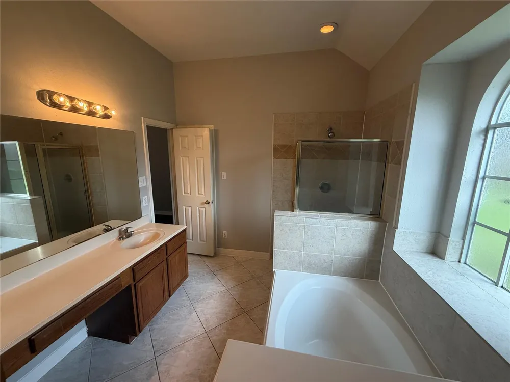 4163 Surreydon Drive Houston, TX 77014