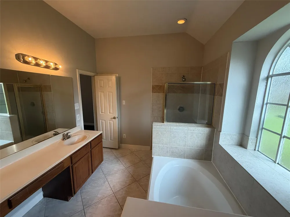 4163 Surreydon Drive Houston, TX 77014