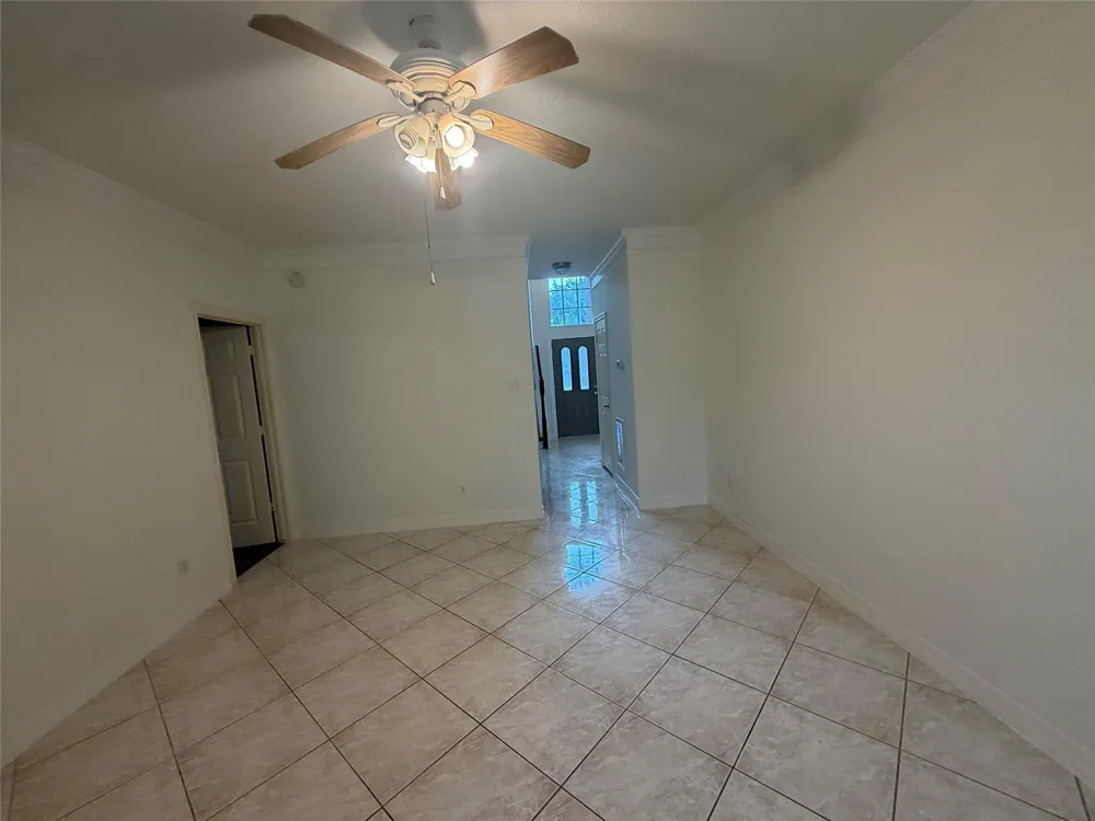 4163 Surreydon Drive Houston, TX 77014