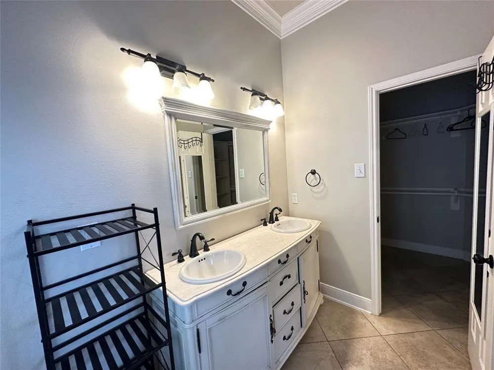 1526 Waterside Village Drive Richmond, TX 77407