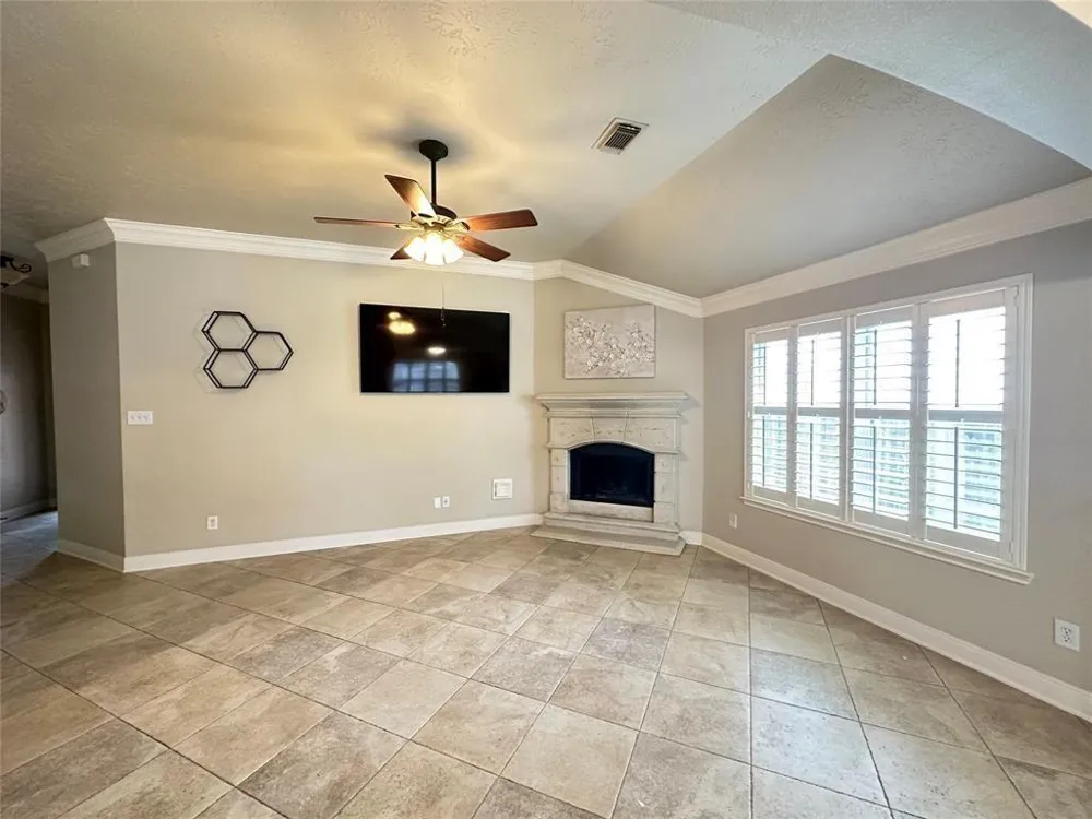 1526 Waterside Village Drive Richmond, TX 77407