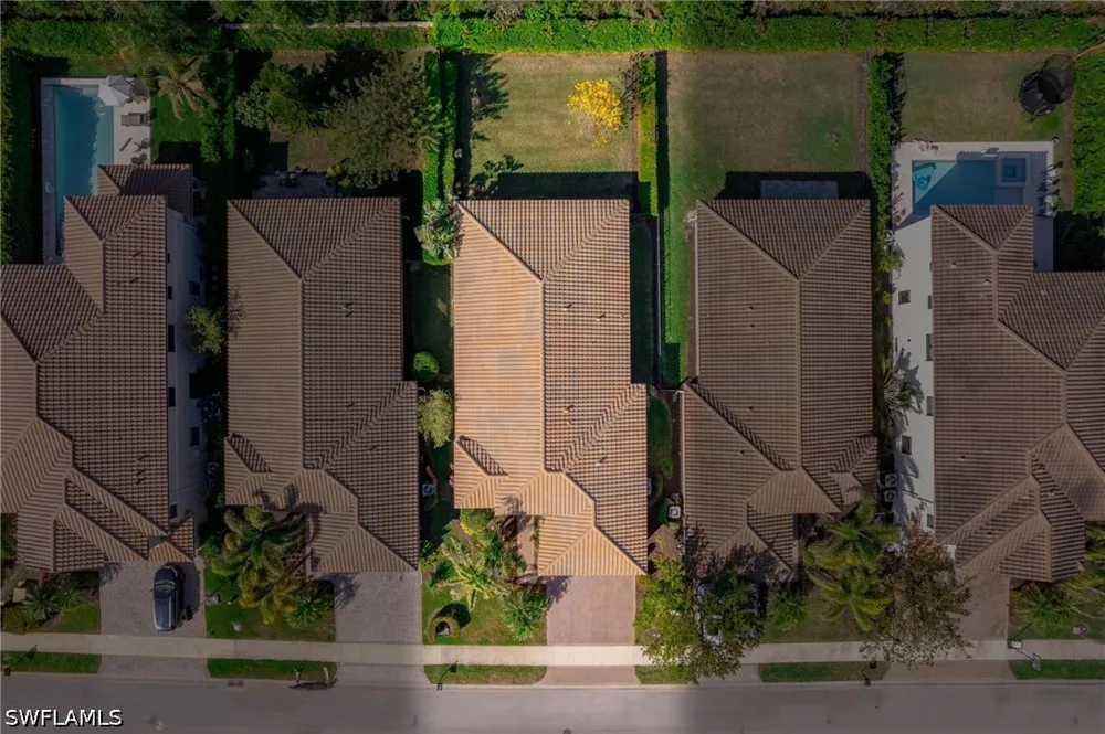 Cinnamon Bay Circle Naples, FL 34119