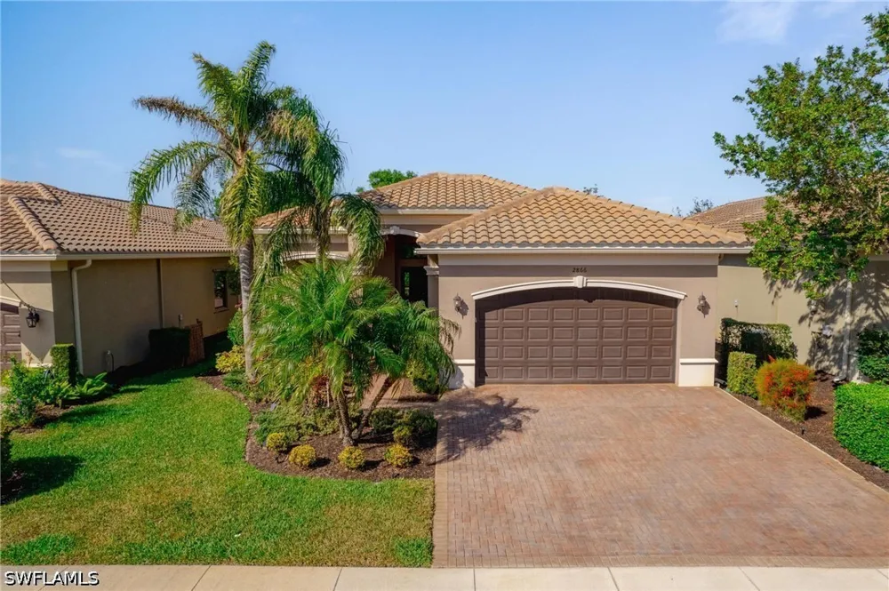 Cinnamon Bay Circle Naples, FL 34119