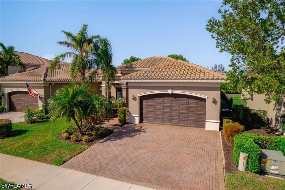 Cinnamon Bay Circle Naples, FL 34119