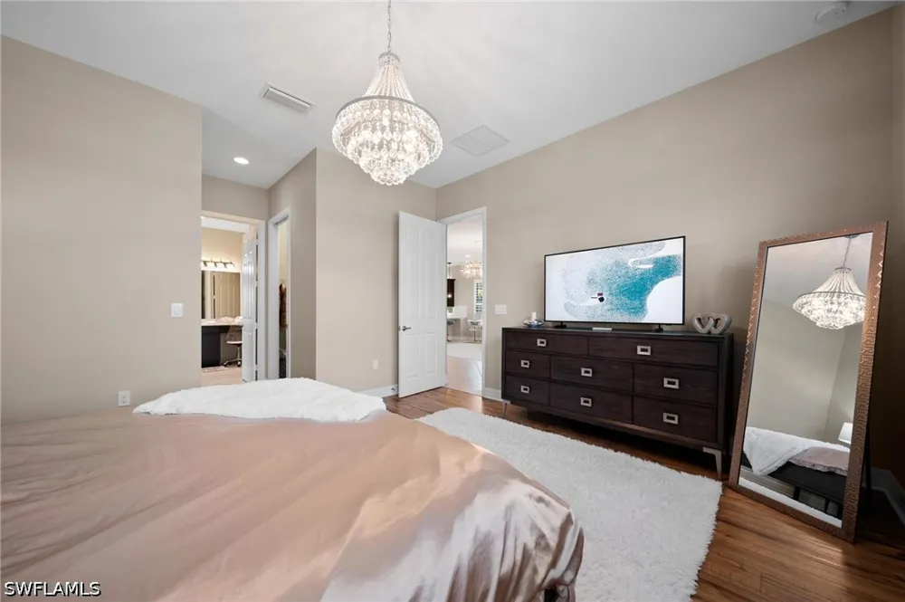 Cinnamon Bay Circle Naples, FL 34119