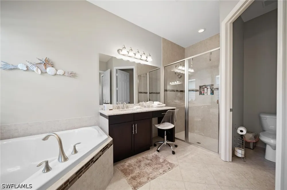 Cinnamon Bay Circle Naples, FL 34119