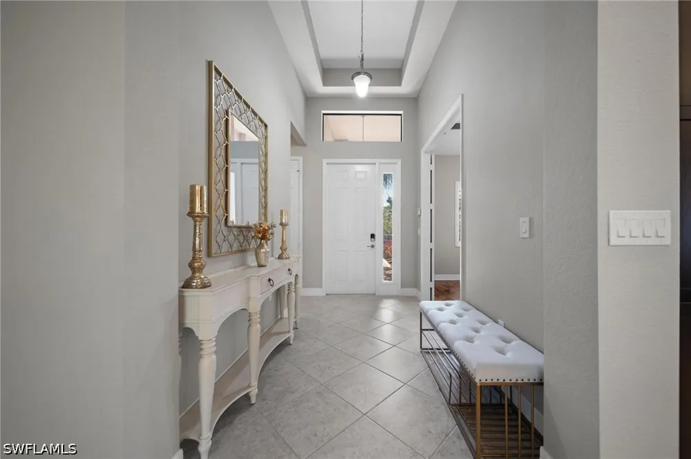 Cinnamon Bay Circle Naples, FL 34119