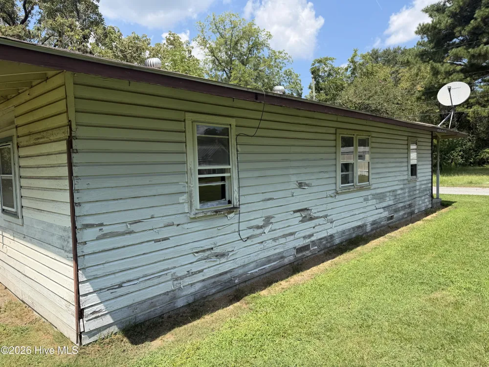 207 S Plume Street Roper, NC 27970