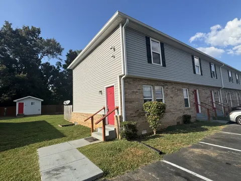 179 Ingle Dr #B1
