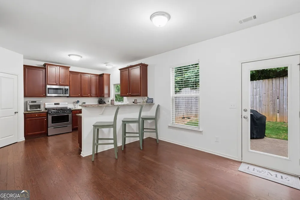 246 Manous WAY Canton, GA 30115