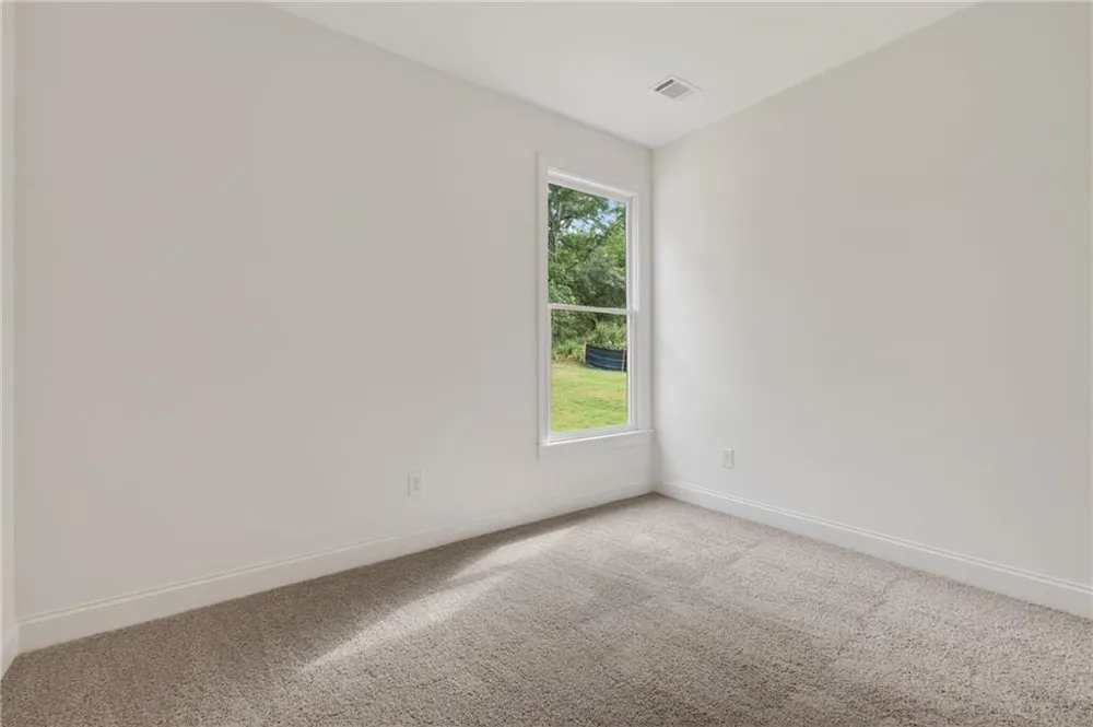 28 CORETTA COURT Winder, GA 30680