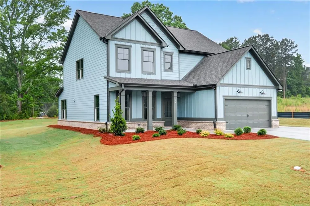 28 CORETTA COURT Winder, GA 30680