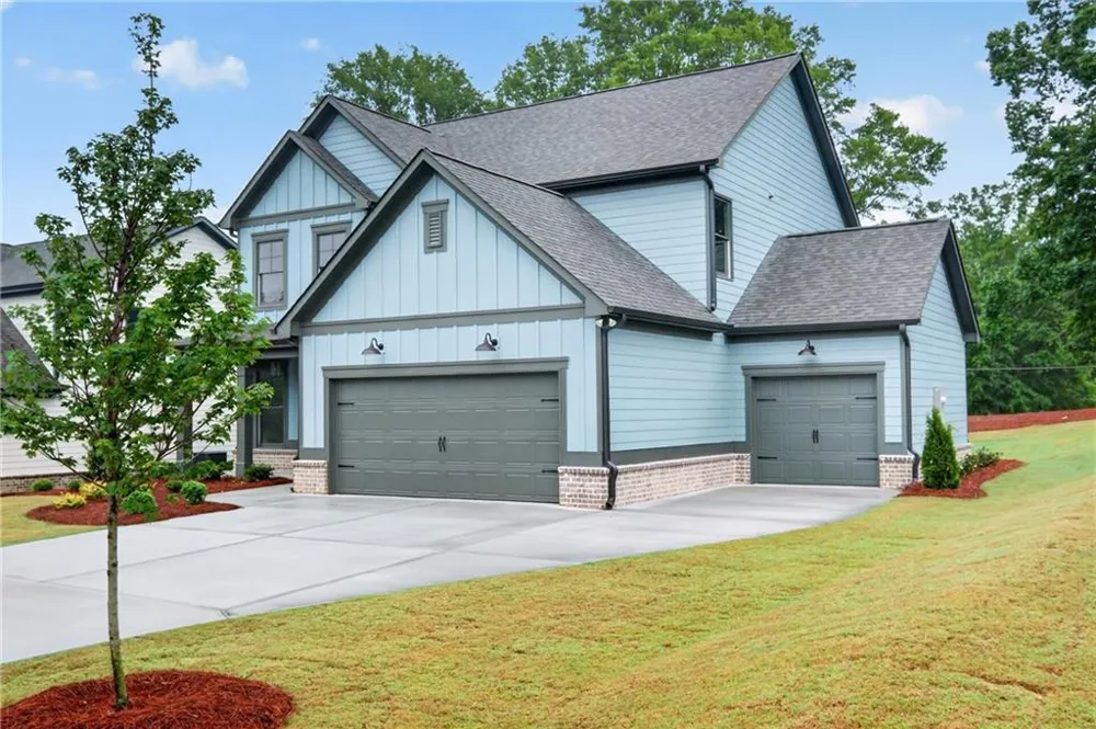 28 CORETTA COURT Winder, GA 30680
