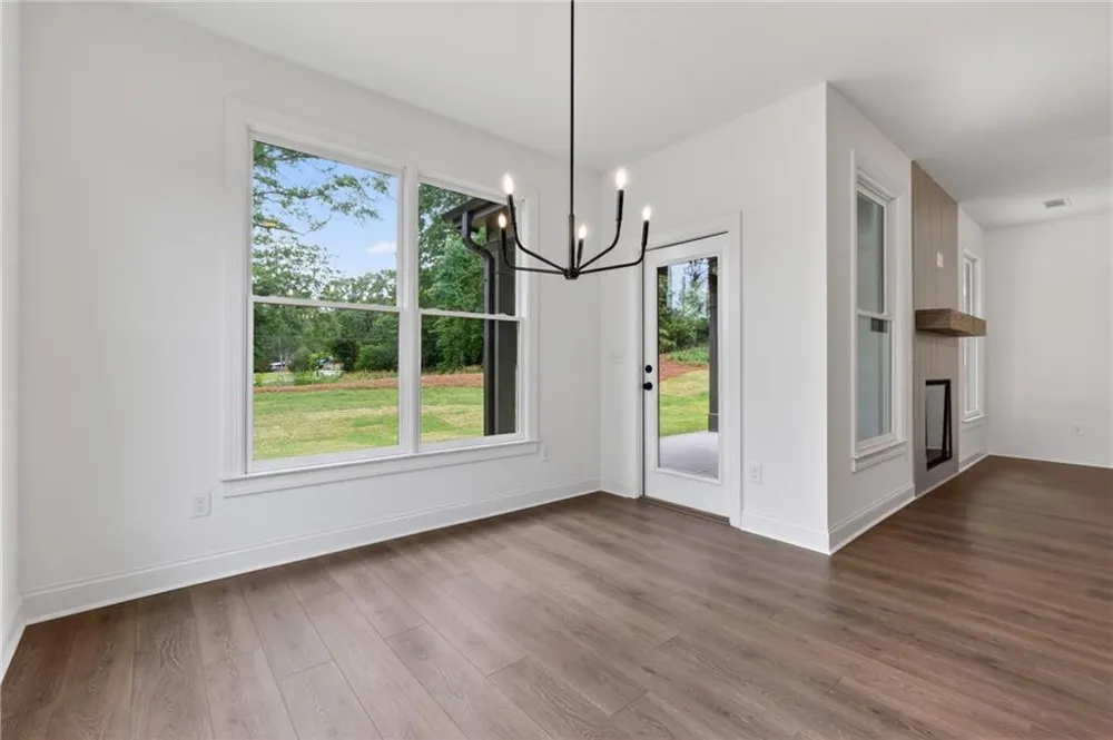 28 CORETTA COURT Winder, GA 30680
