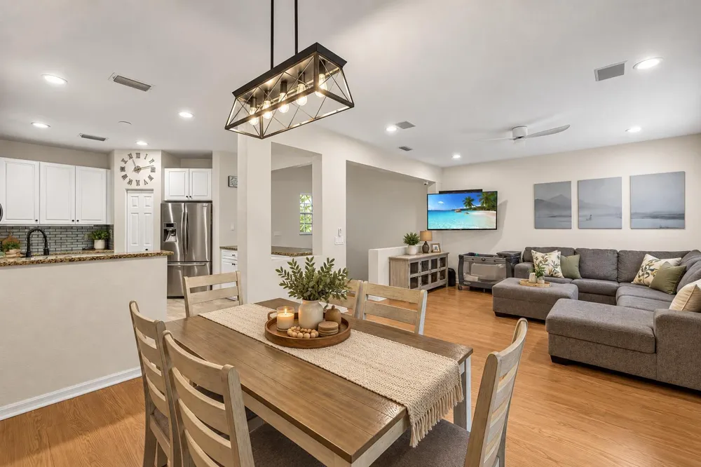 5725 NW 120th Avenue Coral Springs, FL 33076
