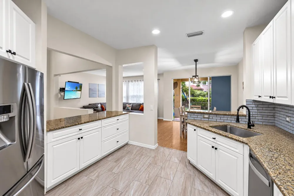 5725 NW 120th Avenue Coral Springs, FL 33076