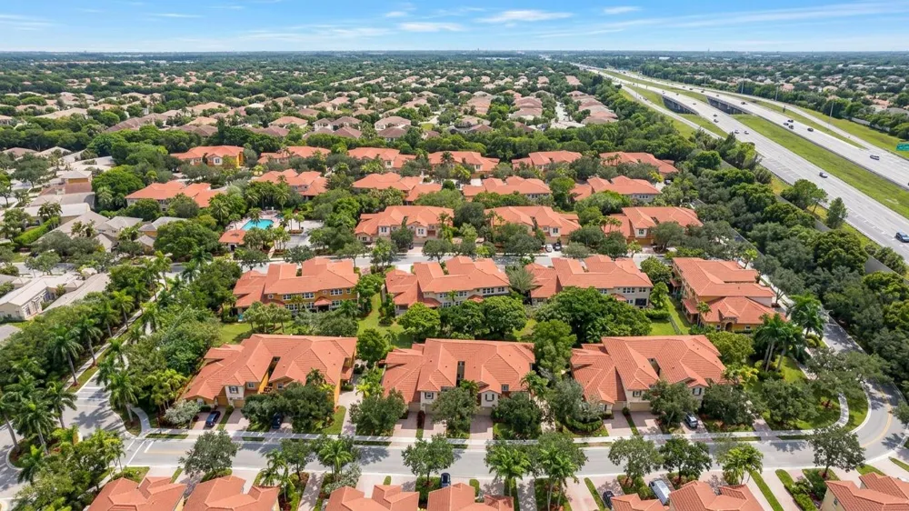 5725 NW 120th Avenue Coral Springs, FL 33076