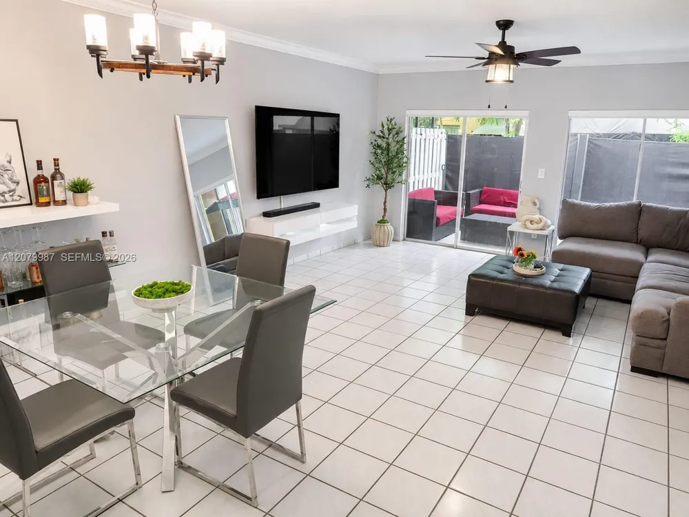 8320 SW 154th Ave #30 Kendall, FL 33193