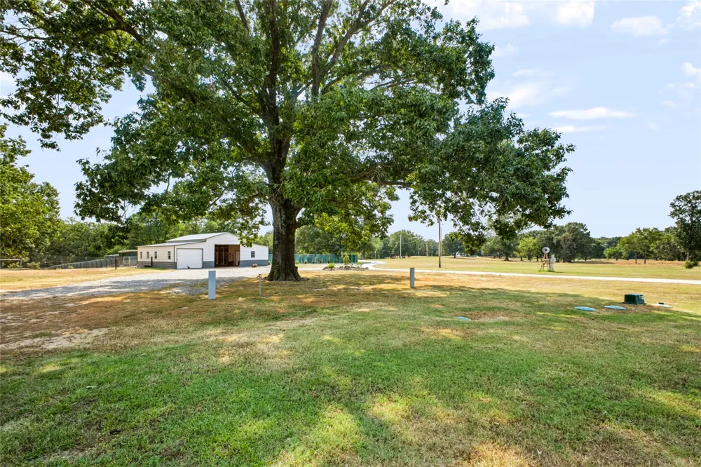 3597 Half Bank Road Atoka, OK 74525